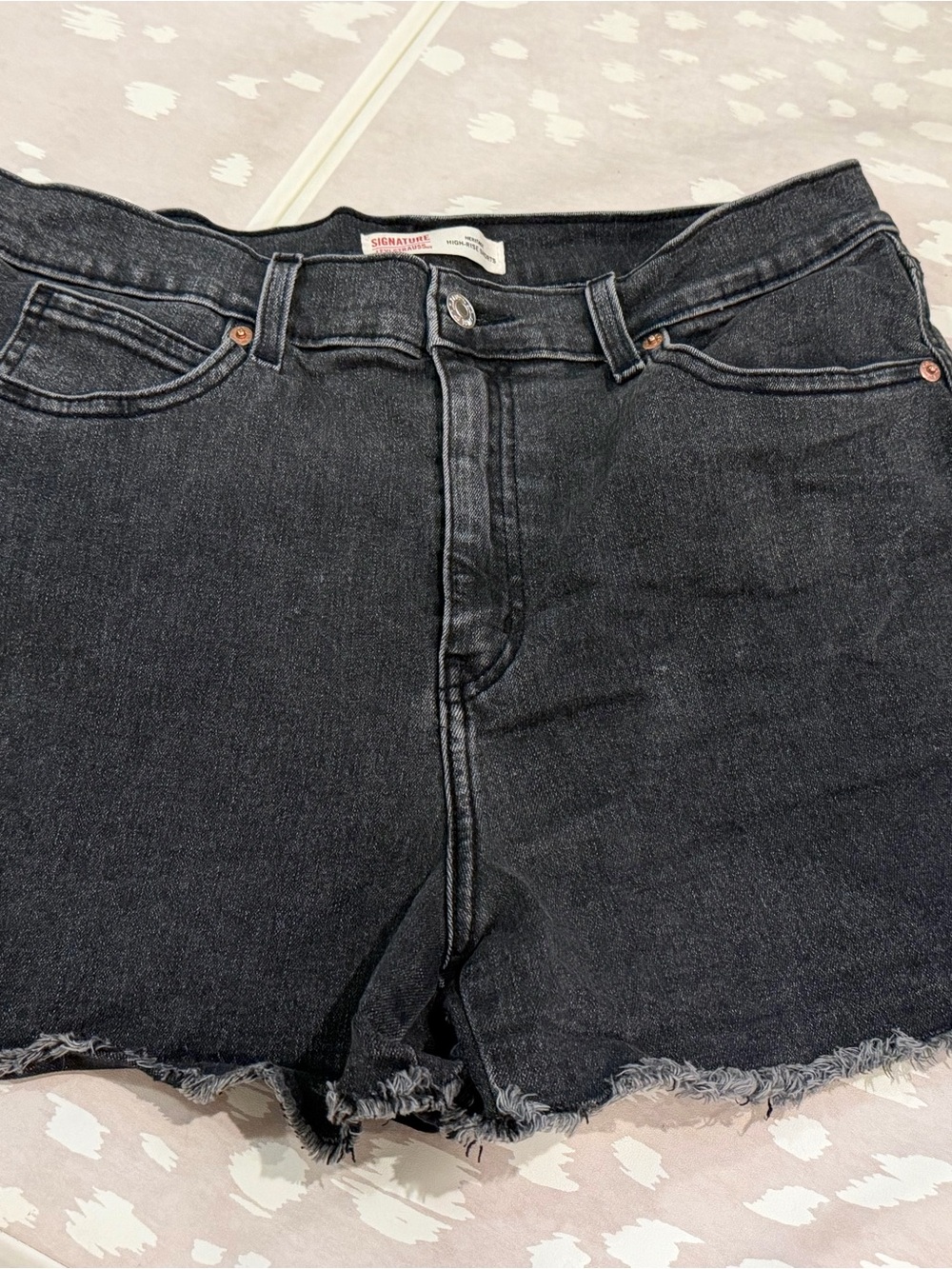 Signature by Levi Strauss Black Frayed Hem Jean Shorts